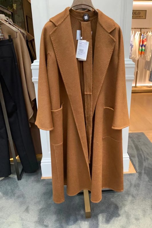 Maxmara Labbro大衣原廠羊絨輕薄又保暖，代購級別